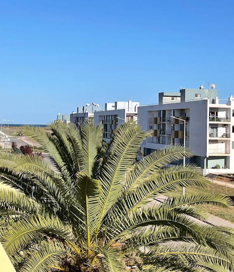 Sun & Sea, Meia Praia Lagos Exterior photo